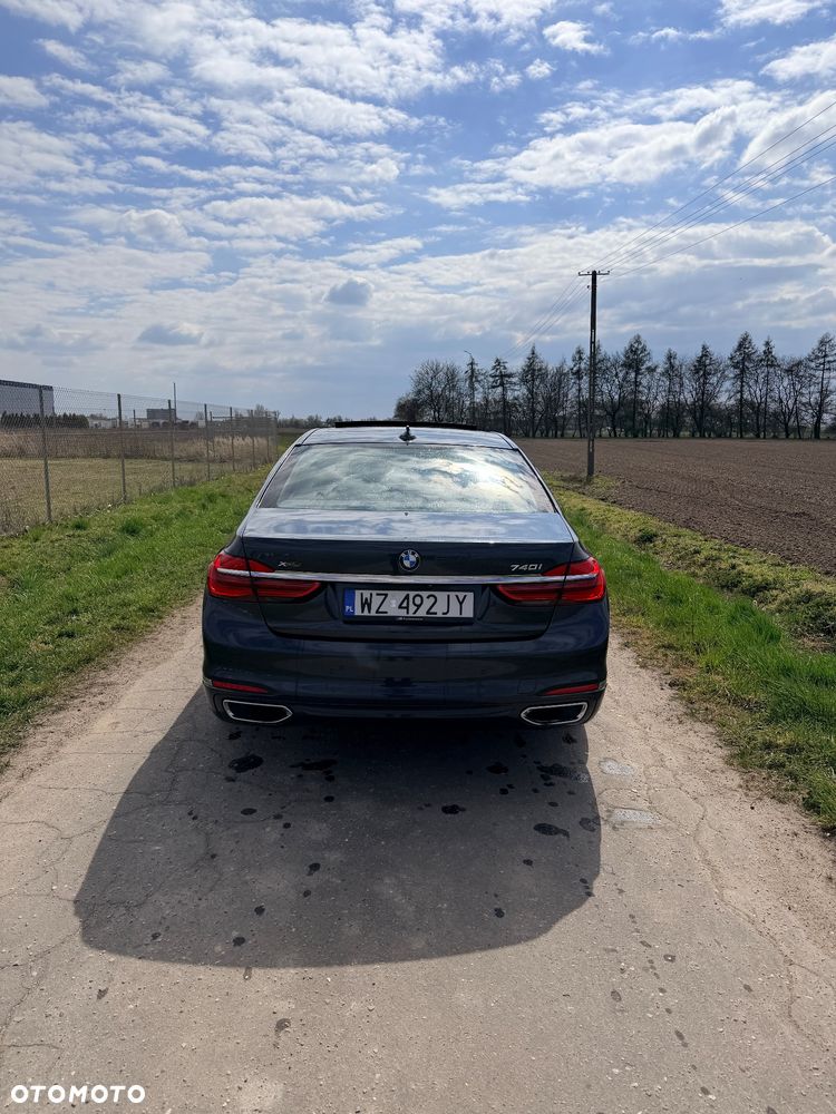 BMW Seria 7 740Li xDrive - 5
