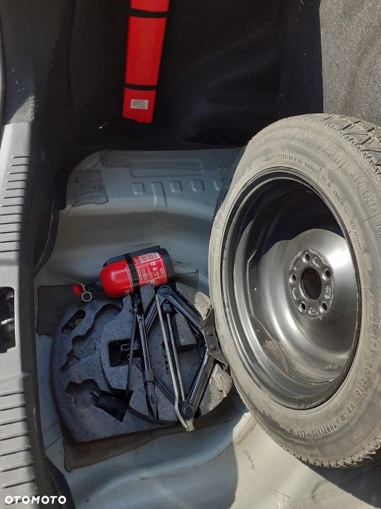 Ford Mondeo 1.6 Titanium - 14