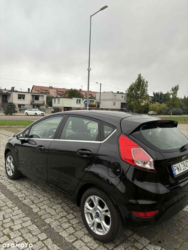 Ford Fiesta - 5