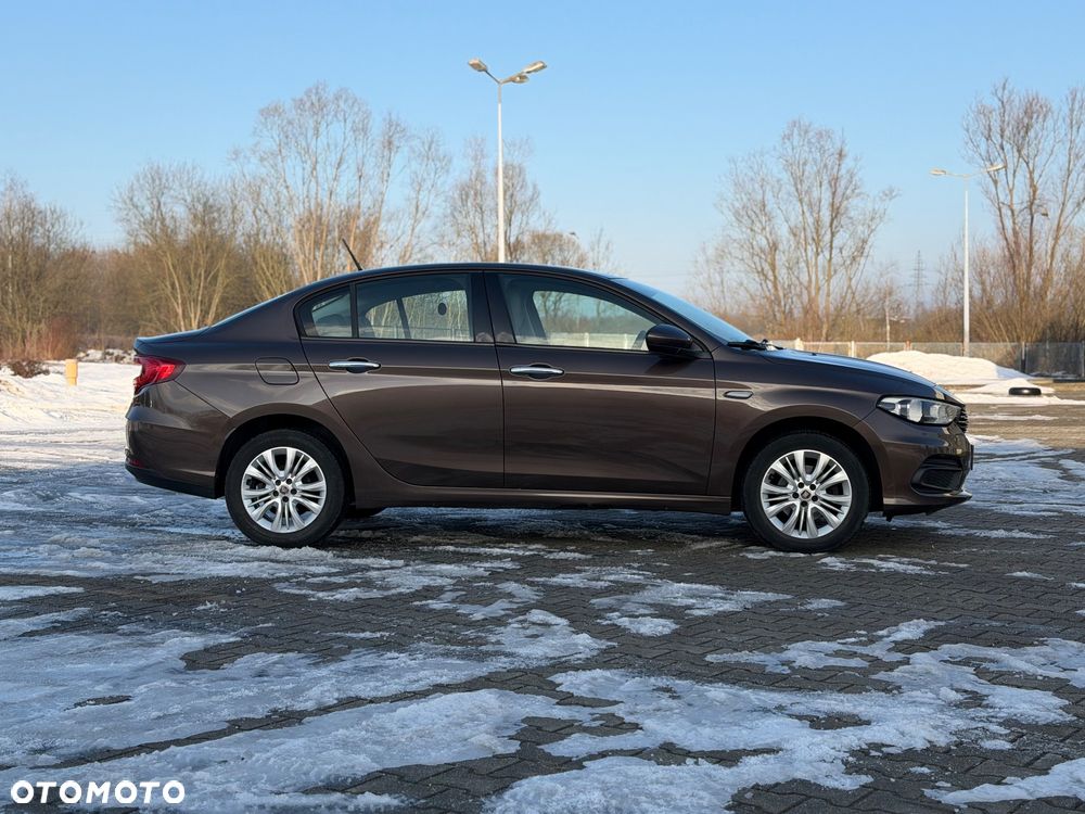 Fiat Tipo 1.6 MultiJet 16v Easy - 11
