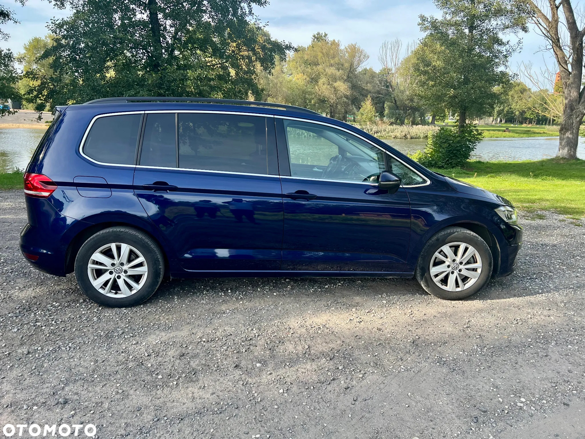 Volkswagen Touran 2.0 TDI BMT Highline DSG - 8