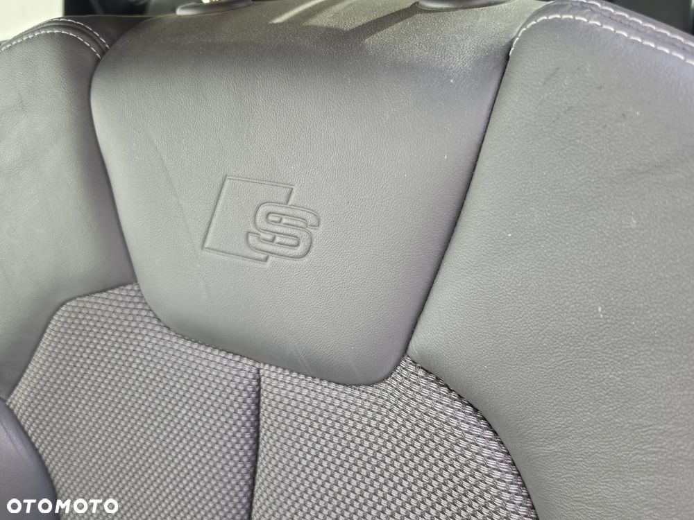 Audi Q5 50 TFSIe quattro S tronic S line business - 18