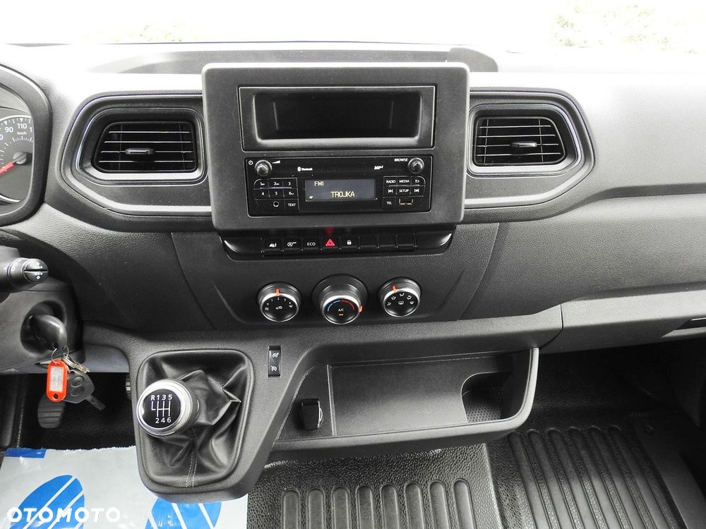 Opel MOVANO  PLANDEKA 8 PALET WEBASTO TEMPOMAT LEDY PNEUMATYKA KLIMATYZACJA  165KM - 34