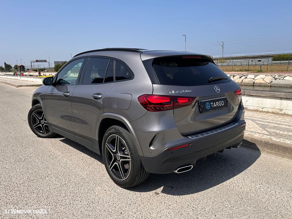 Mercedes-Benz GLA 250 e 8G-DCT AMG Line - 10