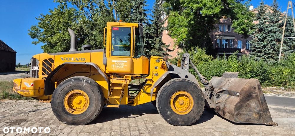 Volvo L 120 E - 1
