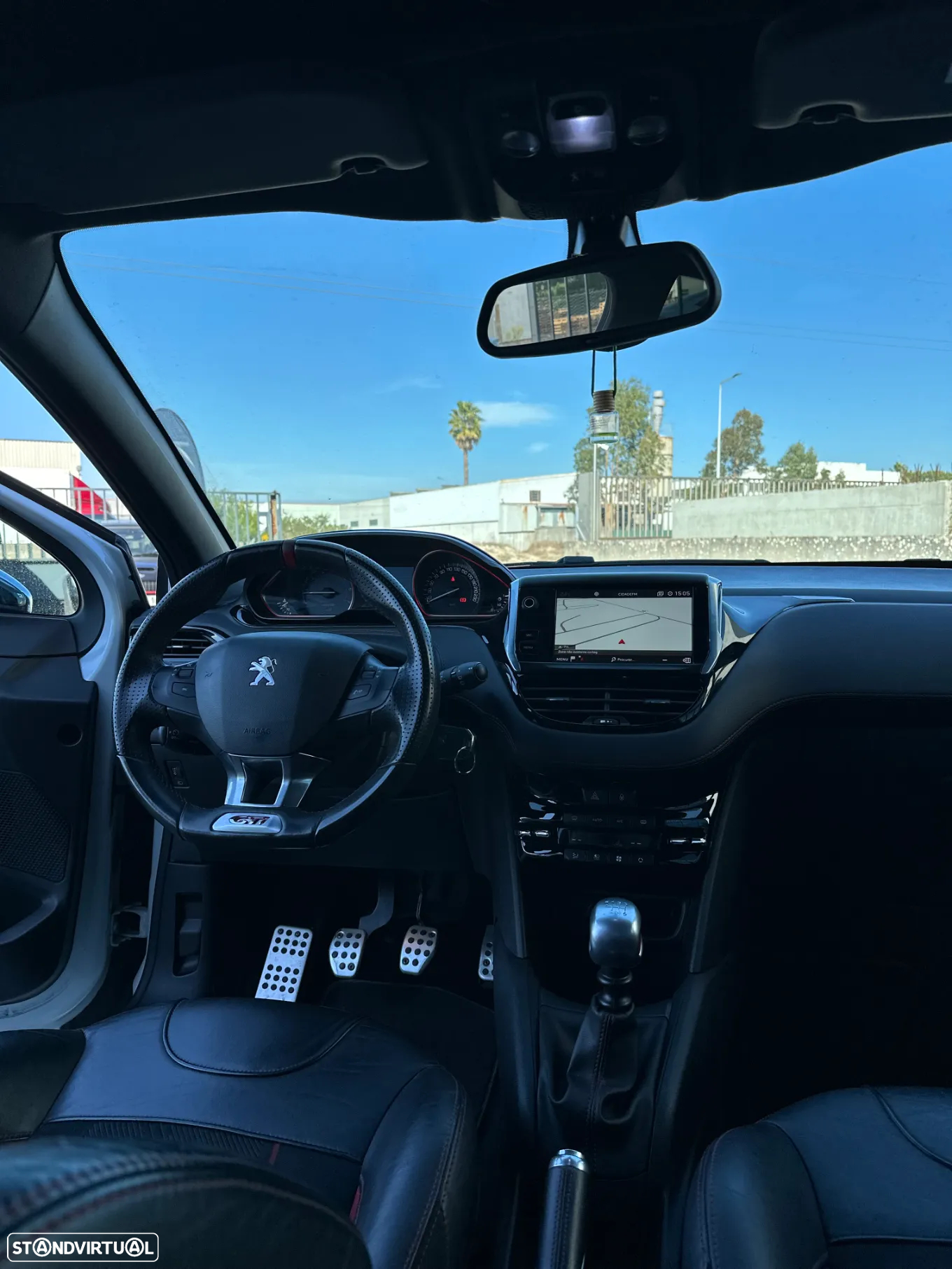 Peugeot 208 1.6 e-THP GTi - 15
