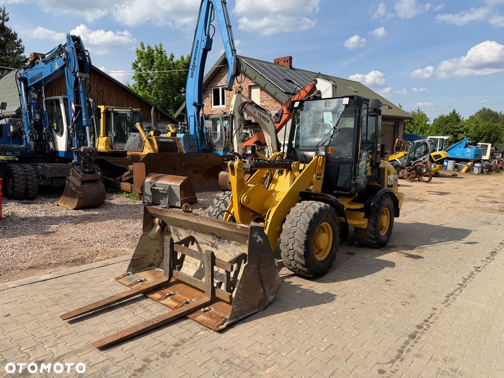 Caterpillar 907H - 7
