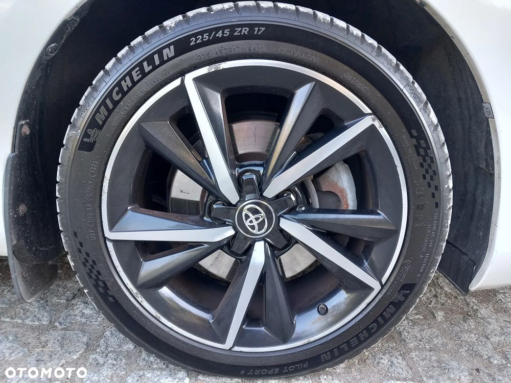 Toyota Auris Hybrid 135 Selection - 10