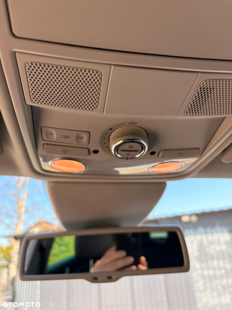 Volkswagen Tiguan 2.0 TDI 4Mot R-Style - 31