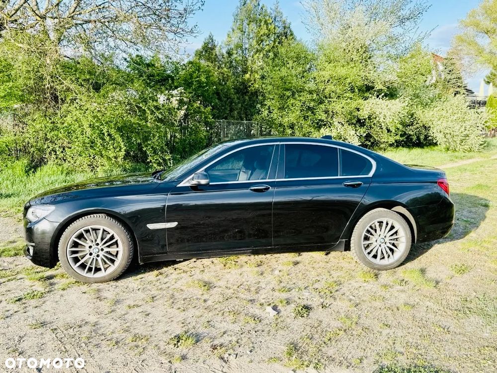 BMW Seria 7 750d xDrive - 2