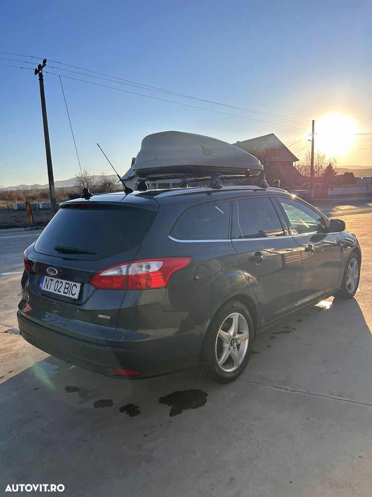 Ford Focus 1.6 TDCI DPF Titanium - 4