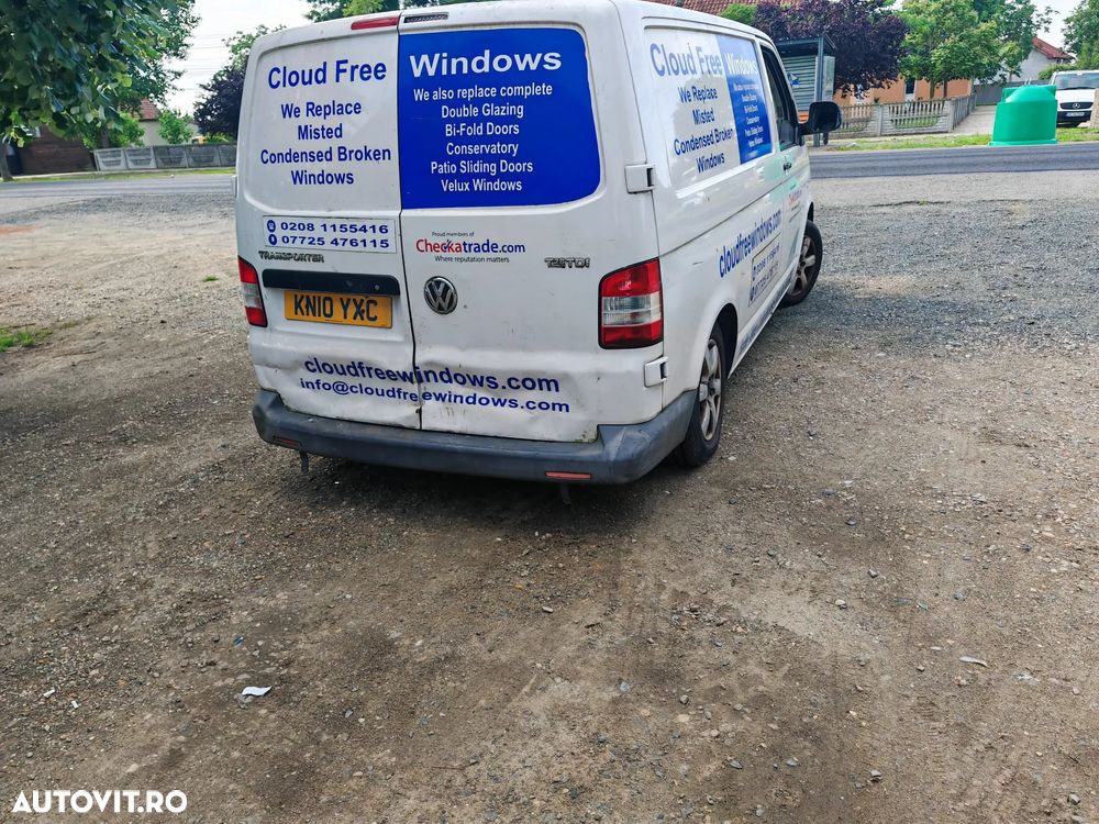 Dezmembrez Volkswagen T5 , an 2011 , 2,0D , cod motor CAA - 2