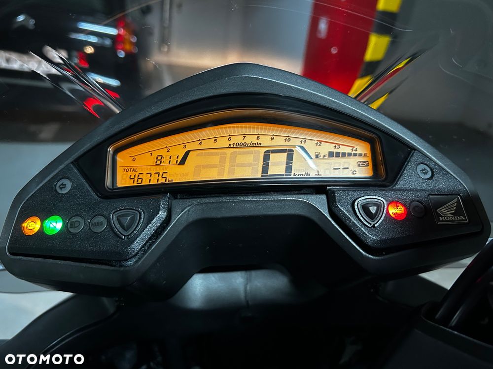 Honda VFR - 5