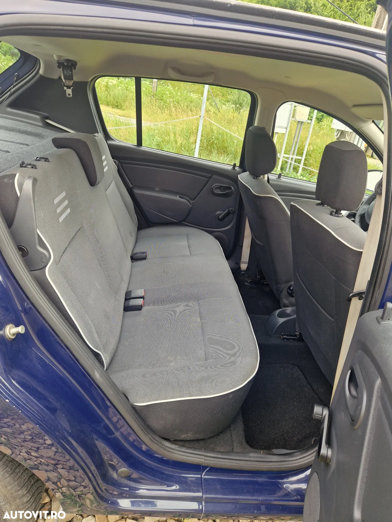 Dacia Sandero 1.2 16V 75 Laureate - 9