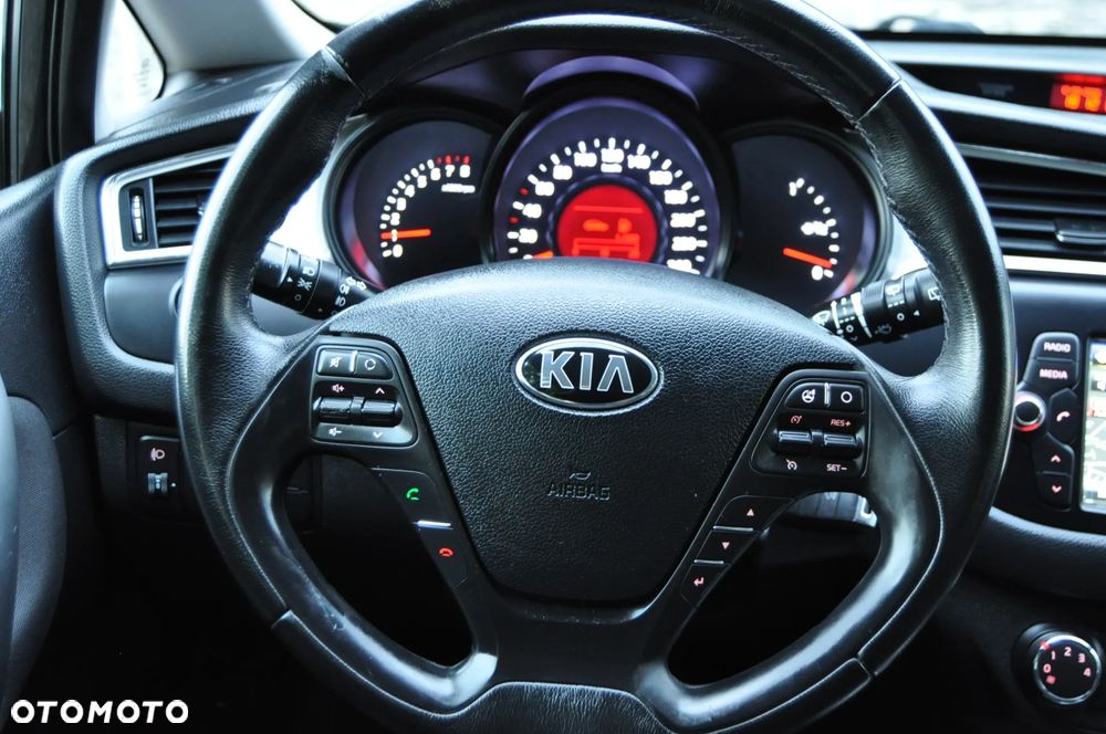 Kia Ceed 1.6 GDI L - 14