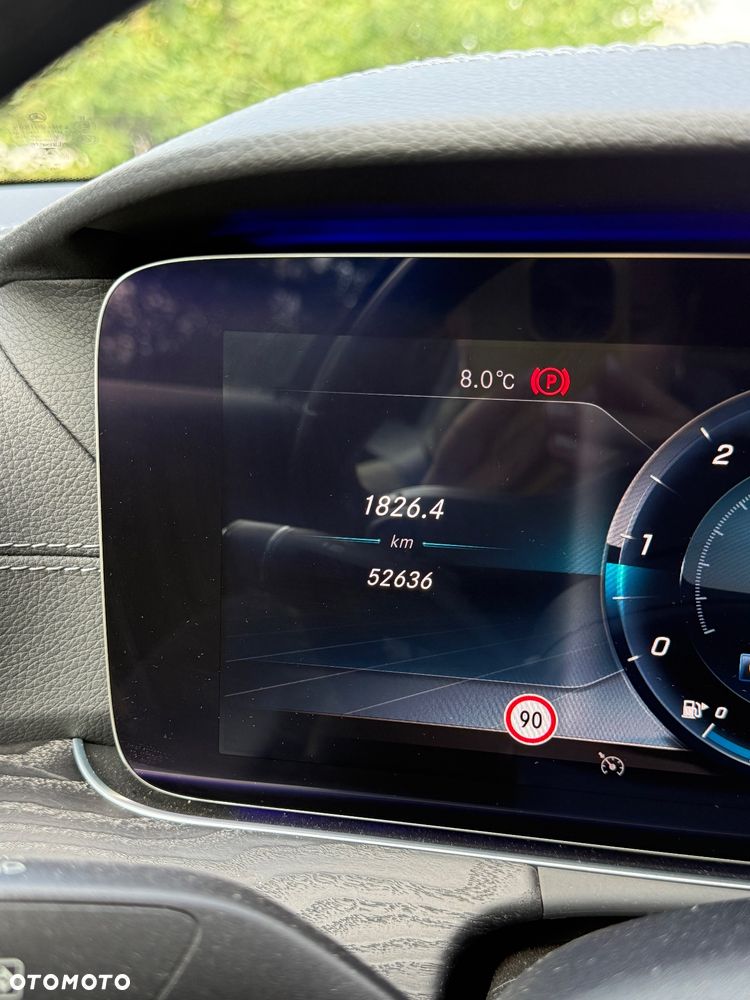 Mercedes-Benz Klasa E 220 d Coupe 4-Matic 9G-TRONIC - 13