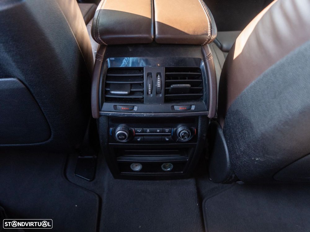 BMW X5 - 16