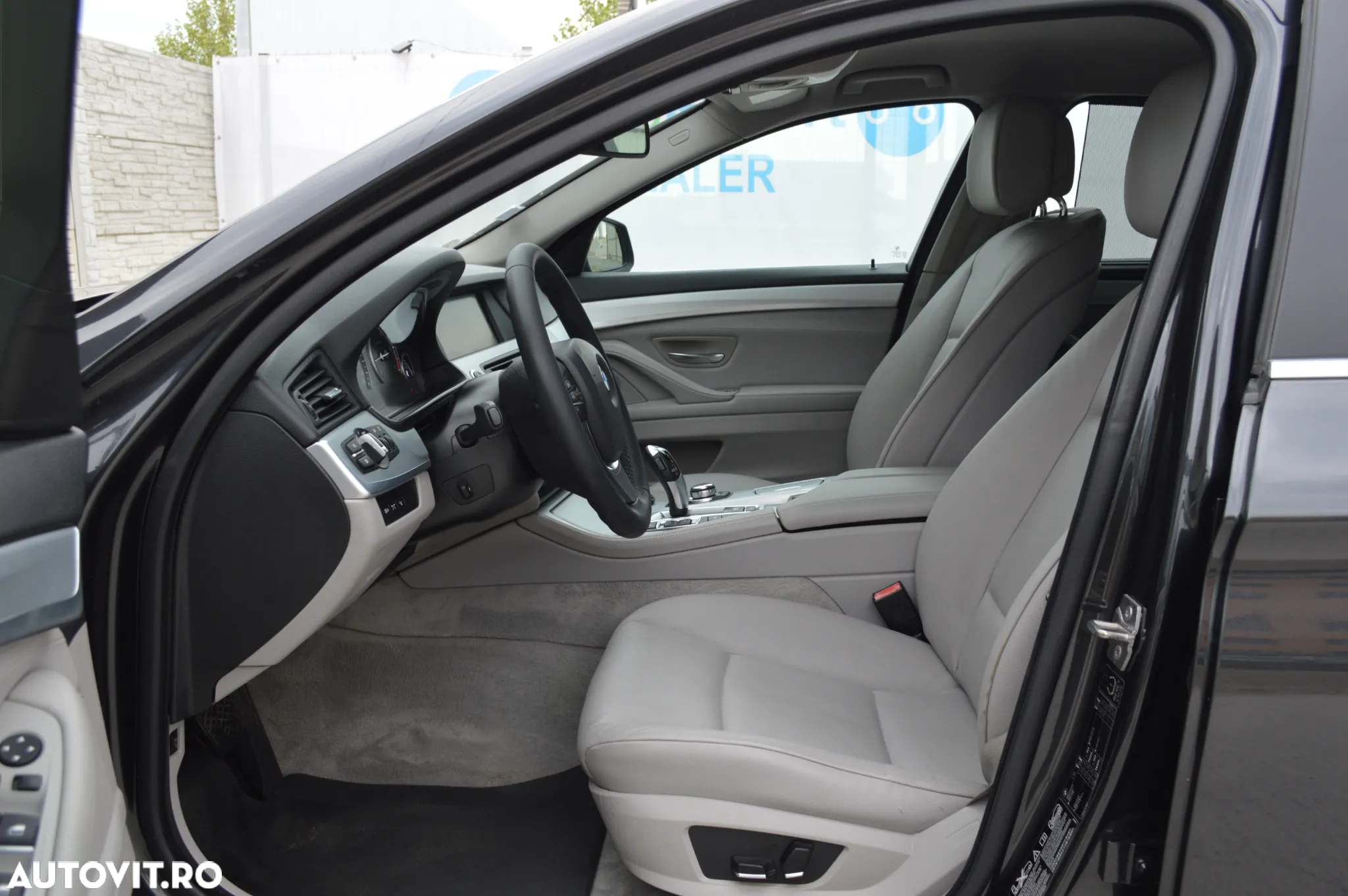 BMW Seria 5 525d xDrive Sport-Aut. - 7