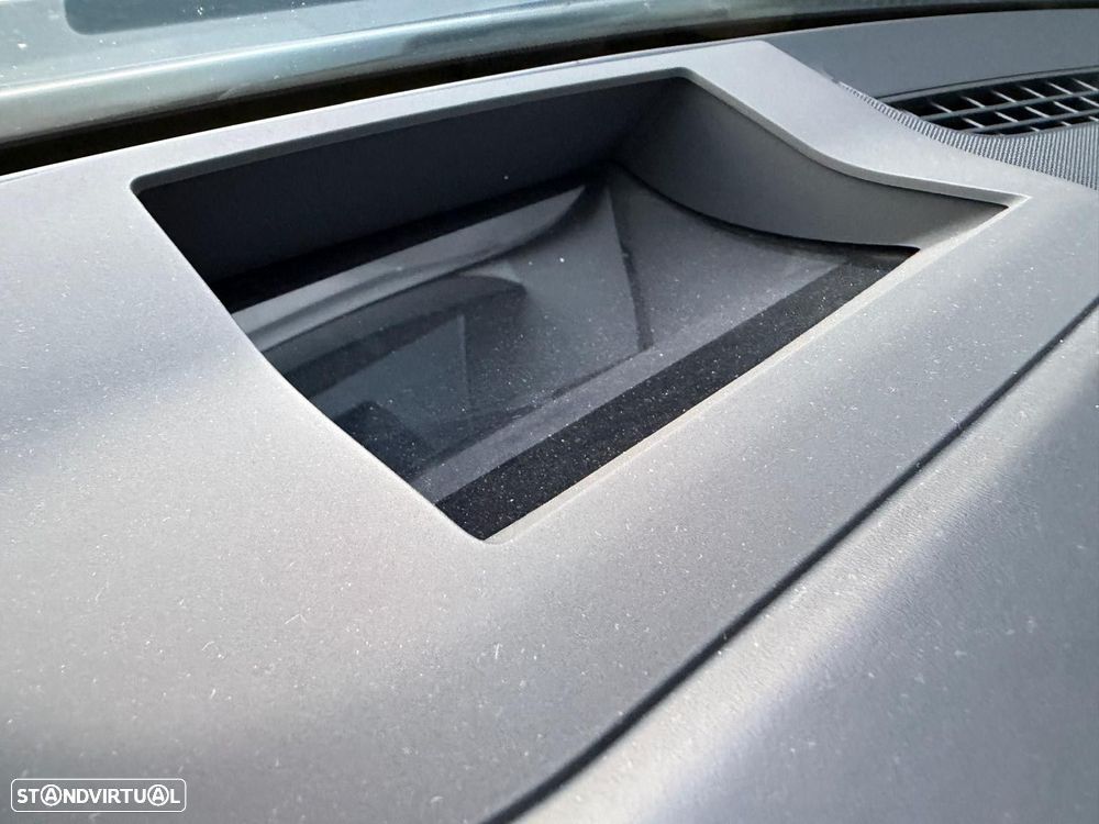 Bentley Bentayga V6 Hybrid - 39
