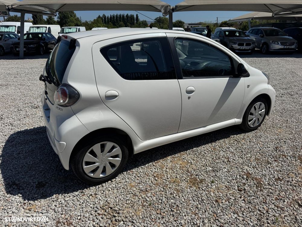 Toyota Aygo 1.0 - 6