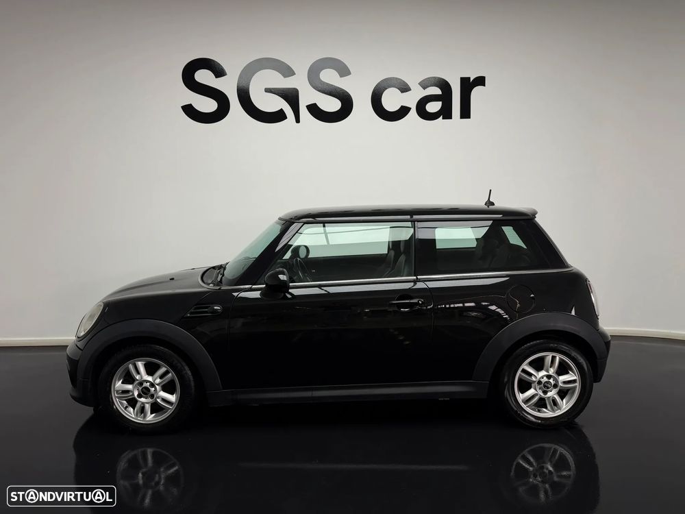 MINI 3 Portas Cooper D - 2