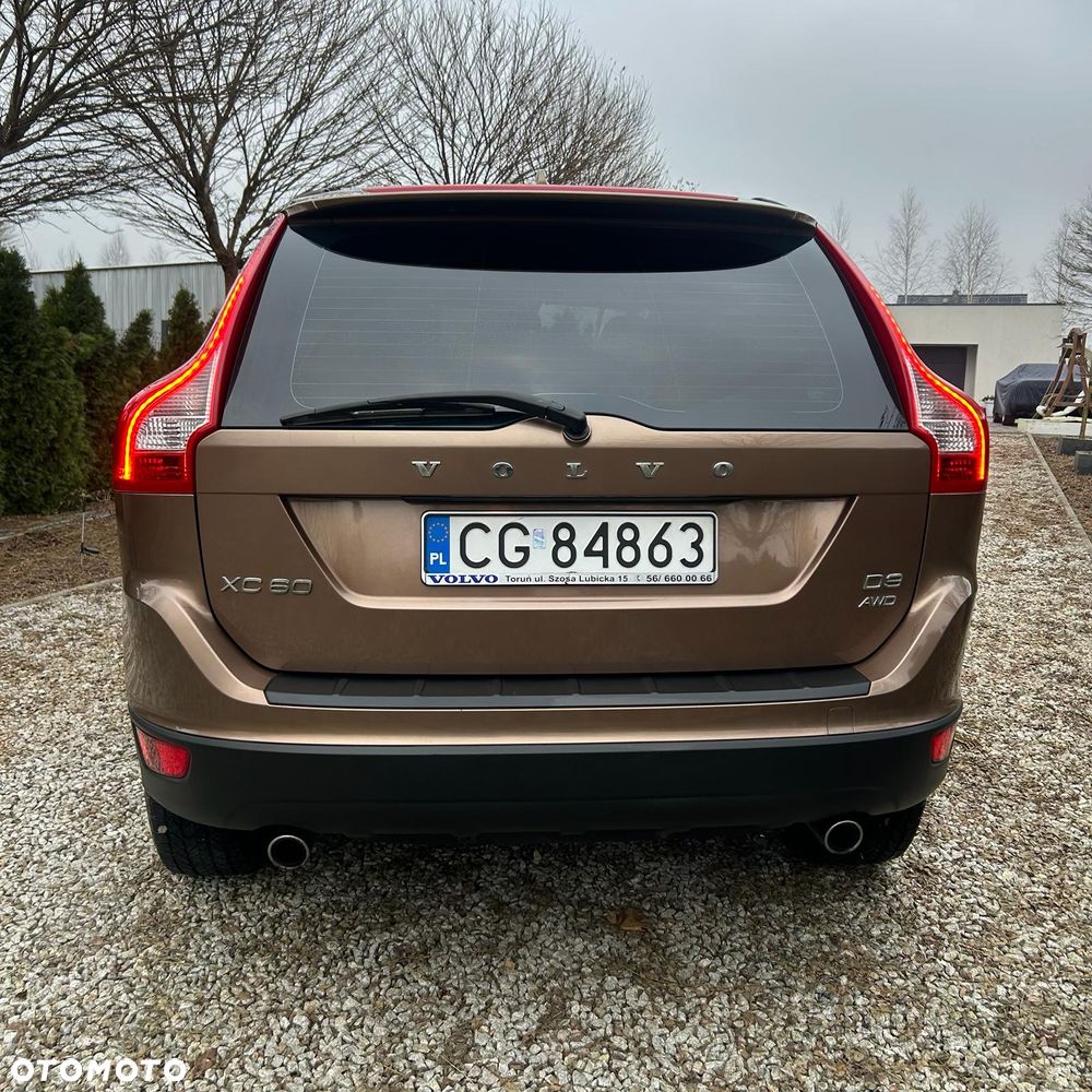 Volvo XC 60 D3 AWD Kinetic - 26