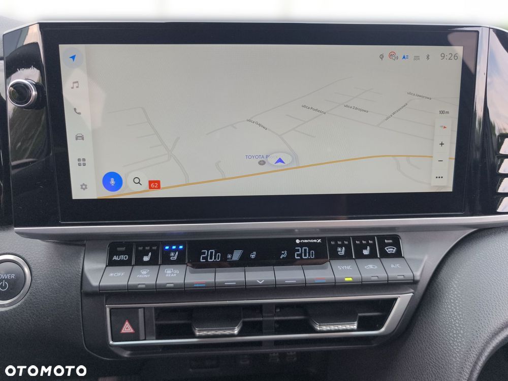 Toyota Camry - 19