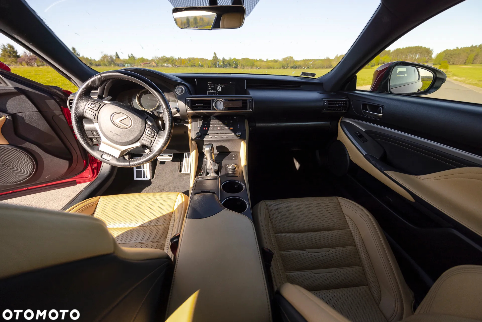 Lexus RC 200t / 300 F Sport - 5