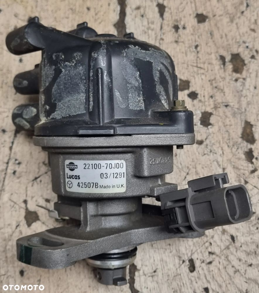 Aparat zapłonowy Nissan Primera P11 2.0 16V 22100-70J00 - 2