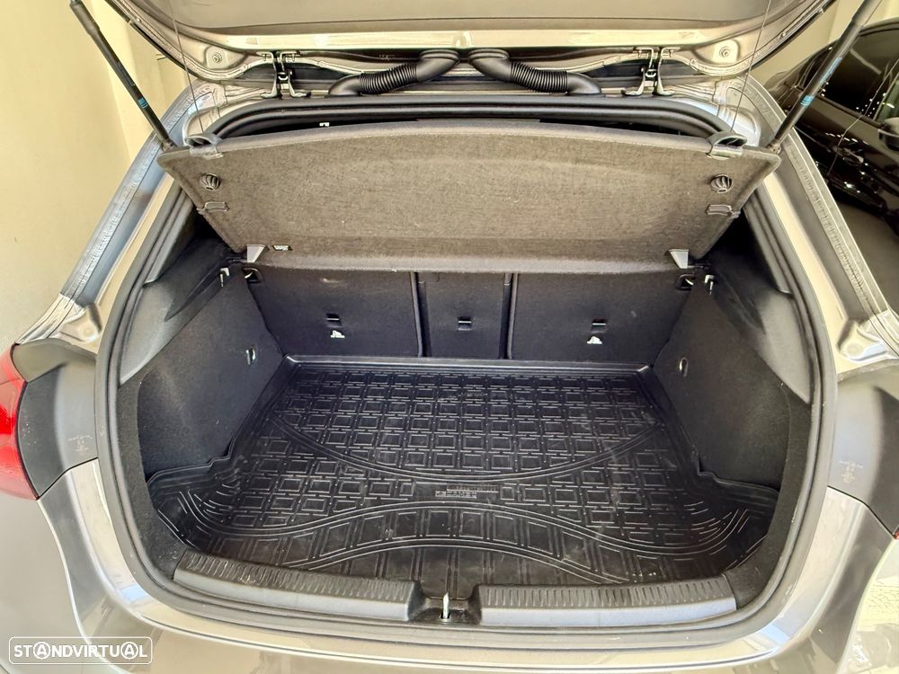 Mercedes-Benz A 200 AMG Line Aut. - 17