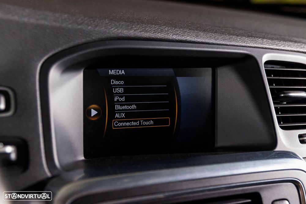 Volvo V60 2.0 D4 Kinetic - 17