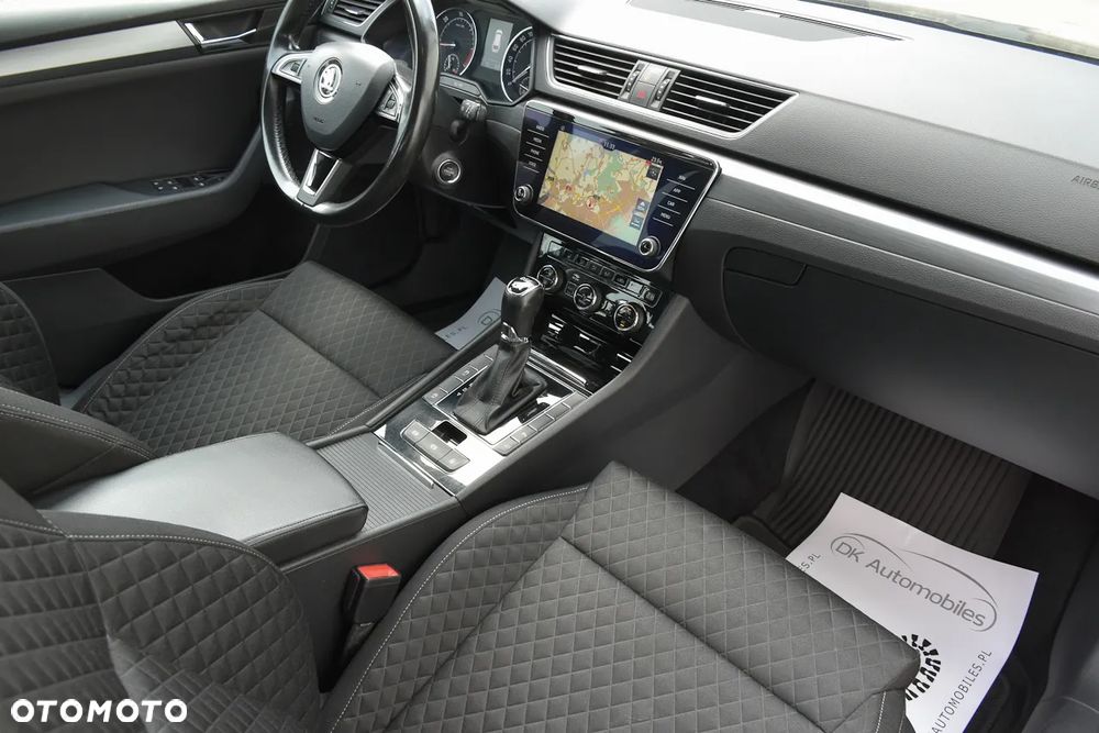 Skoda Superb 2.0 TDI 4x4 Style DSG - 25