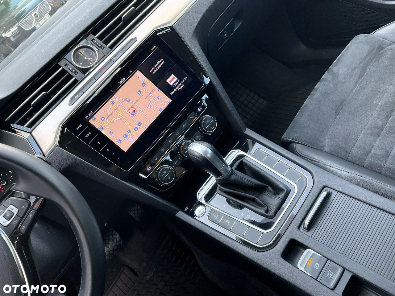 Volkswagen Passat 2.0 TDI BMT Highline DSG - 18