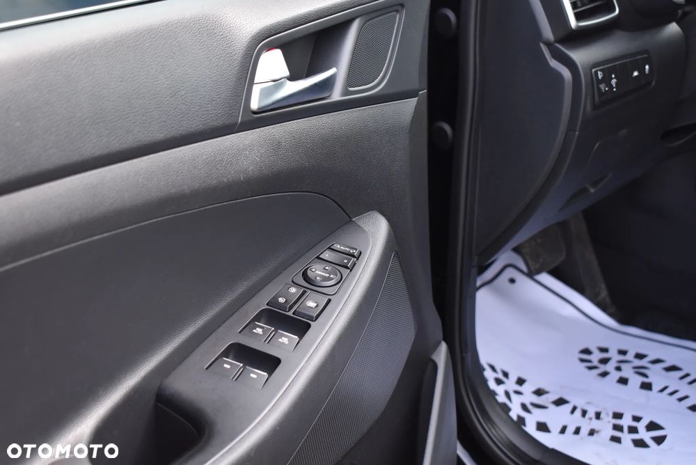 Hyundai Tucson 1.6 CRDi 48V-Hybrid 2WD DCT Trend - 22