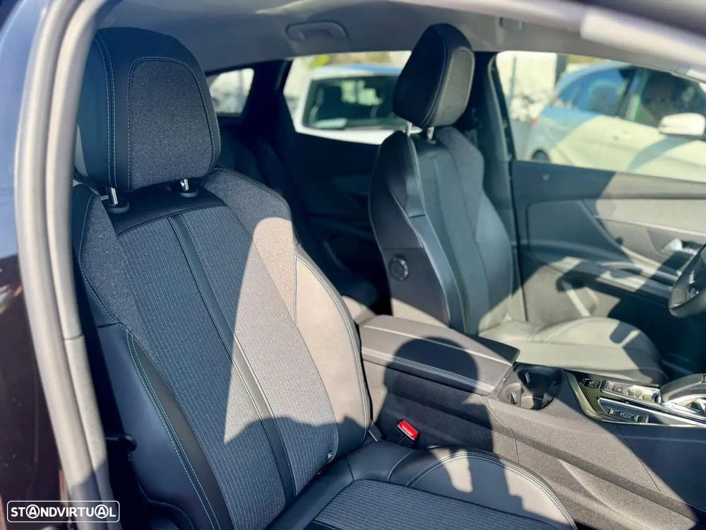 Peugeot 3008 - 18