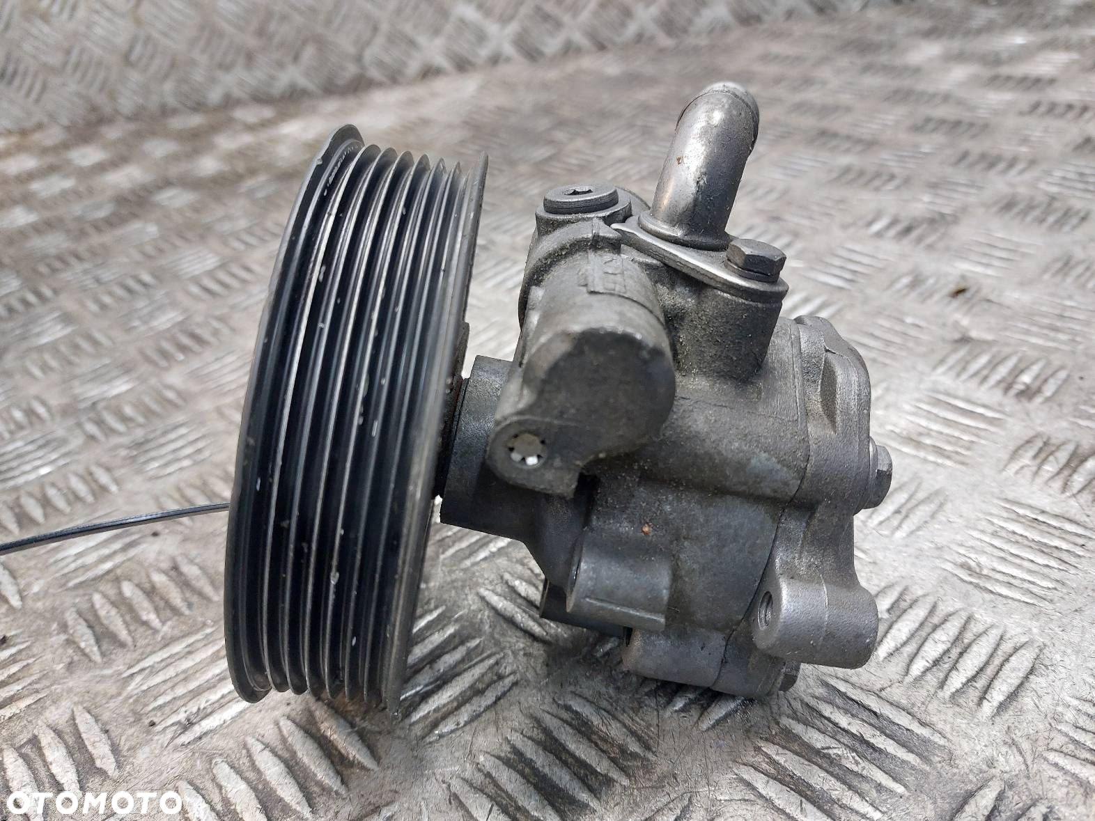 POMPA WSPOMAGANIA PORSCHE CAYENNE I 3.2 V6 7L5422154C - 3
