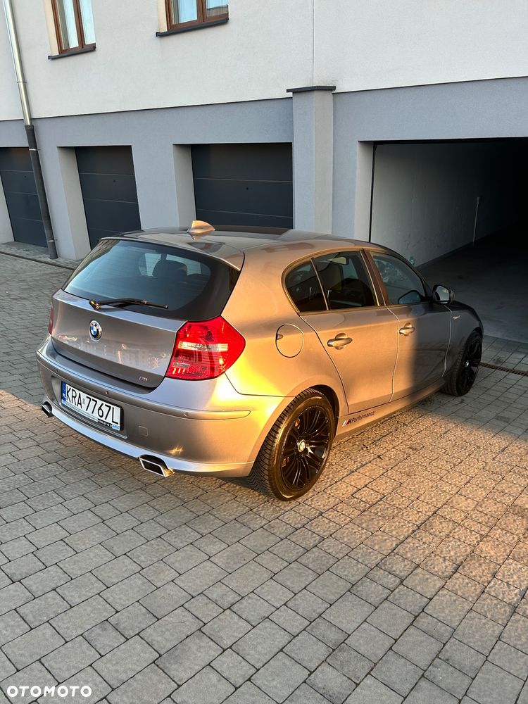 BMW Seria 1 120d - 11