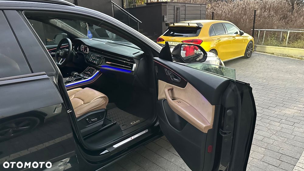 Audi Q8 55 TFSI quattro tiptronic - 14