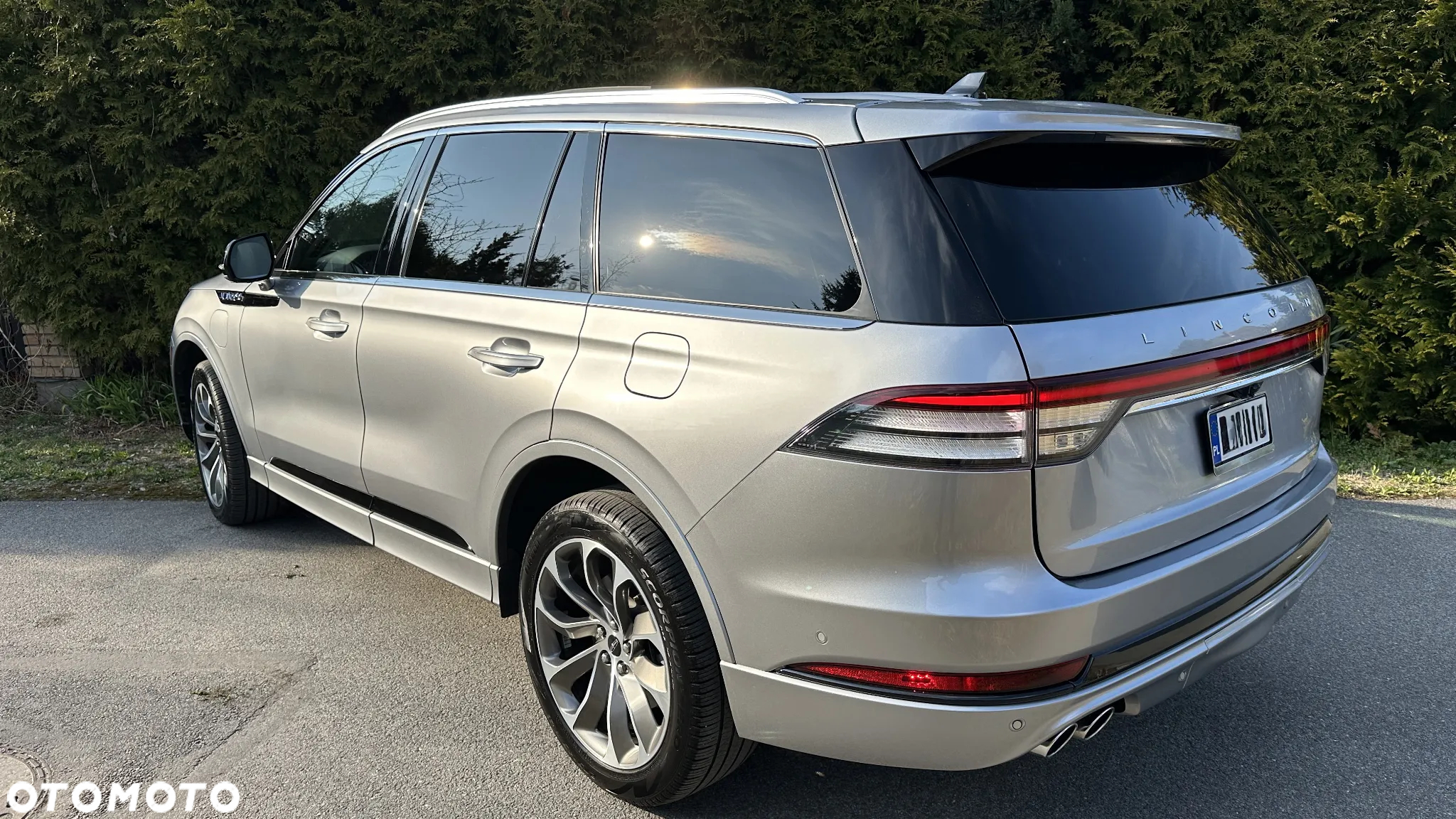 Lincoln Aviator - 32