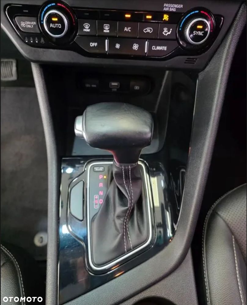 Kia Niro - 13