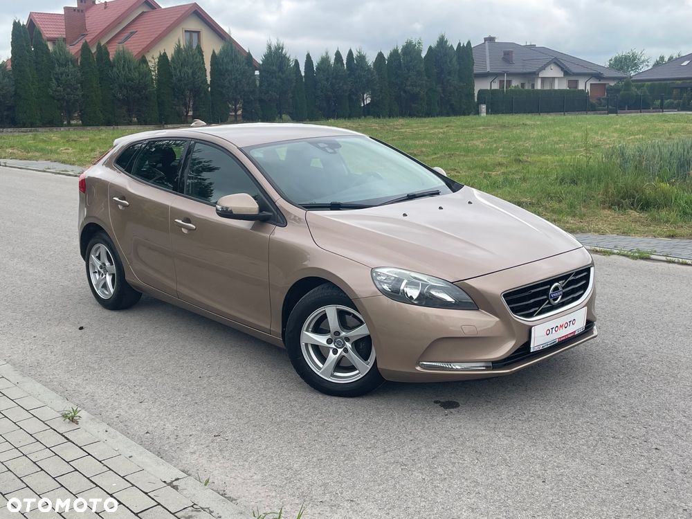 Volvo V40 D2 Kinetic - 21