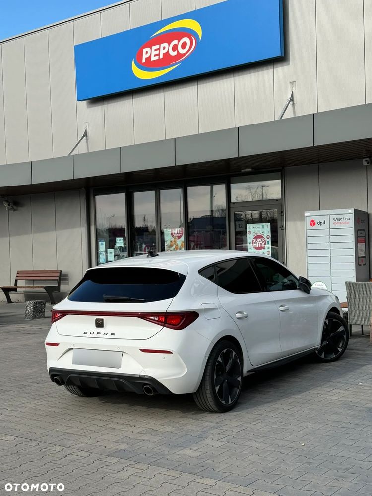 Cupra Leon 2.0 TSI DSG - 10