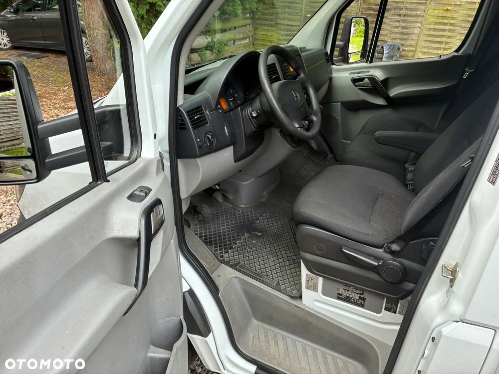 Mercedes-Benz Sprinter 511CDI KOŁA BLIŻNIAKI SKRZYNIOWY - 22