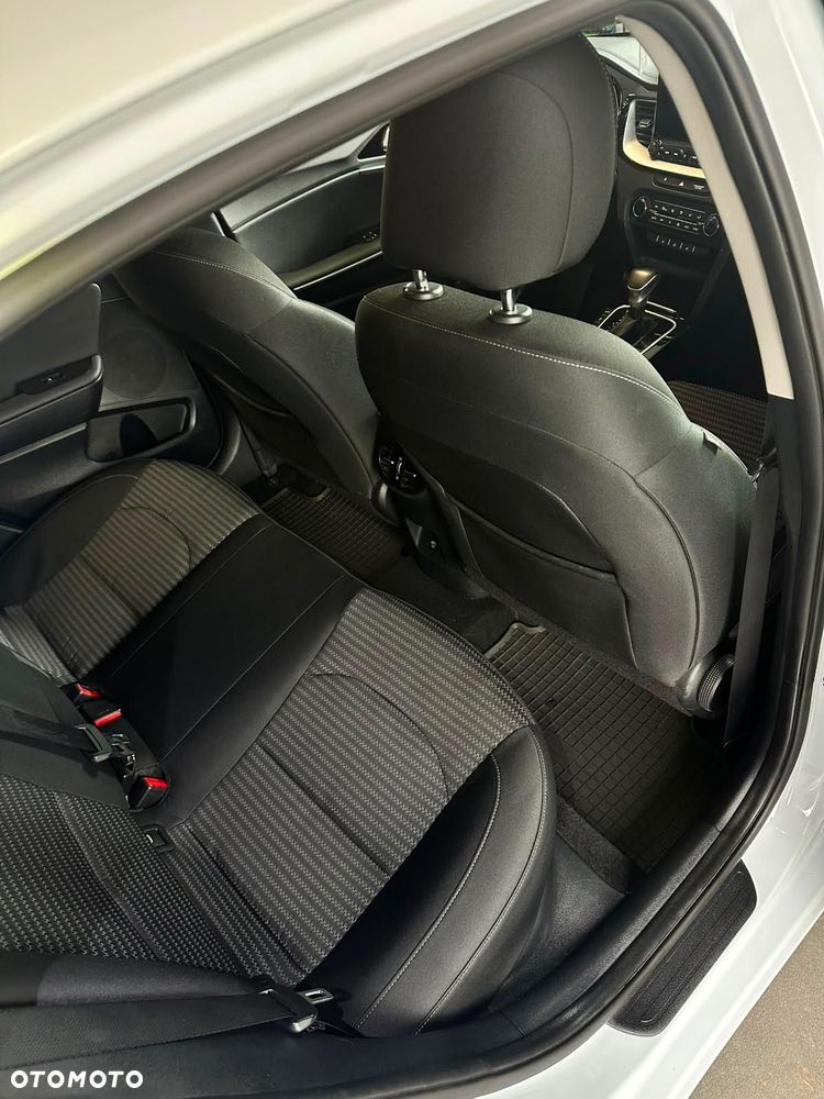 Kia Ceed 1.5 T-GDI Business Line Plus DCT - 9