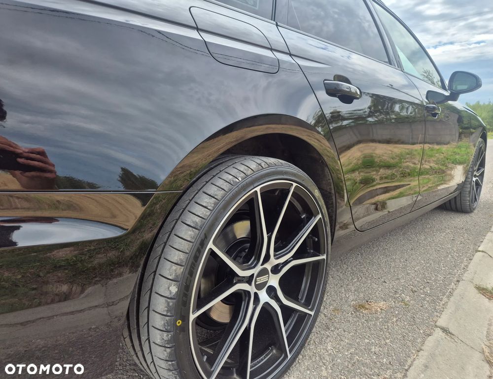 Audi A4 Avant 35 TDI S tronic S line - 12