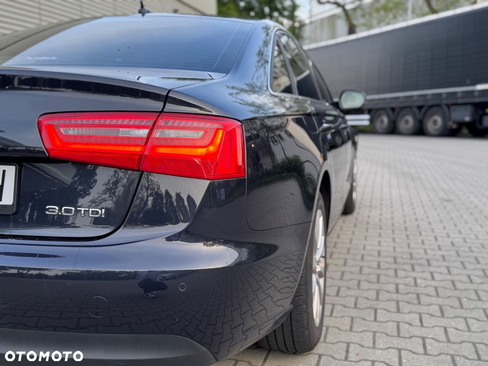 Audi A6 Avant 2.0 TDI ultra S tronic - 14