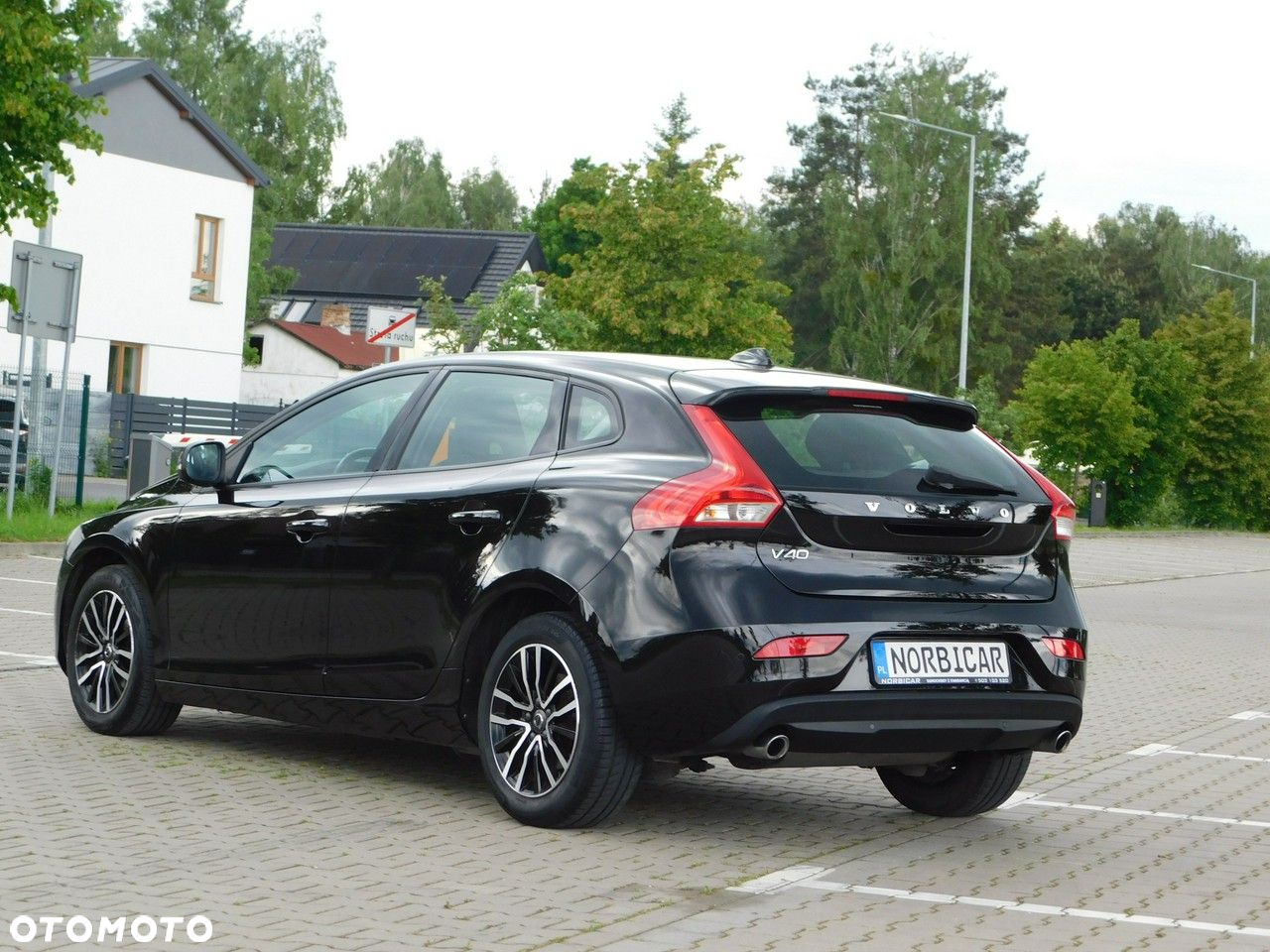 Volvo V40 - 23