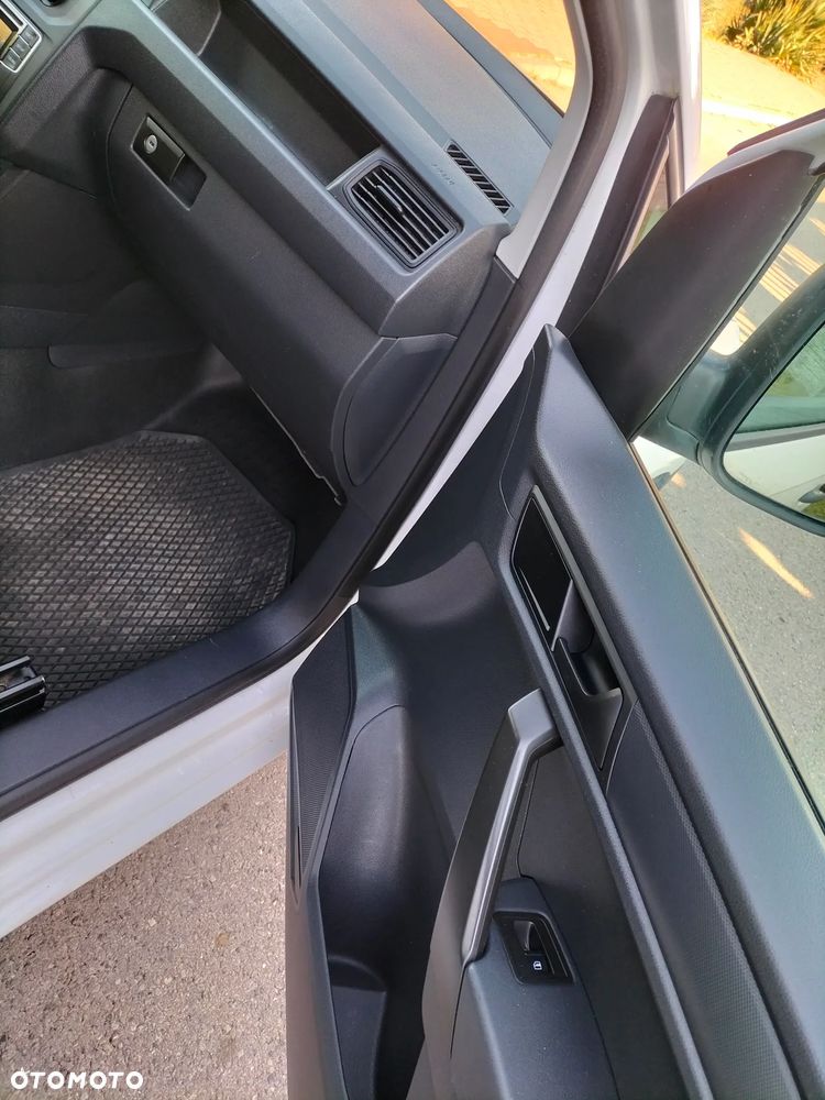Volkswagen Caddy - 14