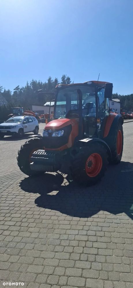 Kubota M4 063 - 2