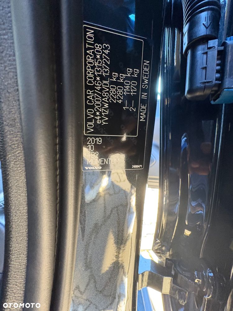 Volvo V60 D4 Geartronic Momentum - 9